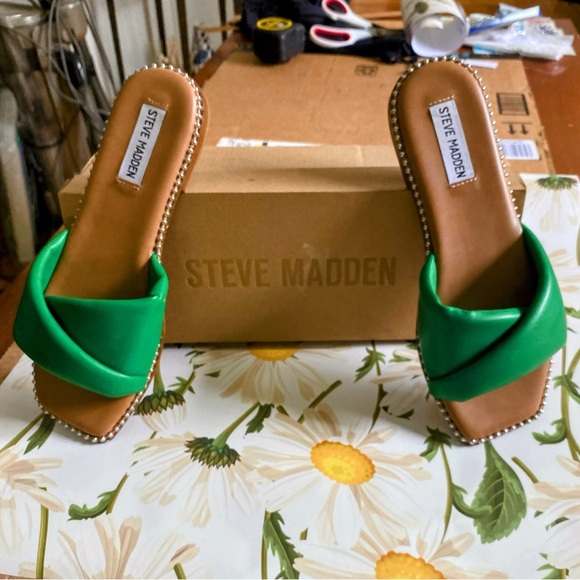 Steve Madden Rayne Sandals - Picture 10 of 13